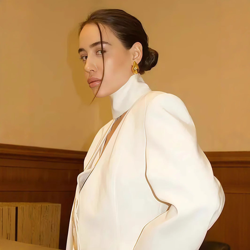 Robe blazer femme avec décolleté en V profond et élégantes longues manches Chic und Stil