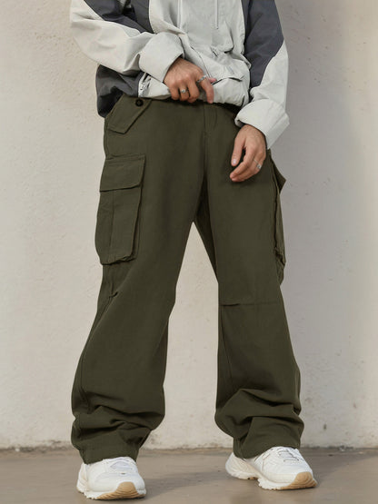 Cargo pants for women in a casual urban Chic and Style