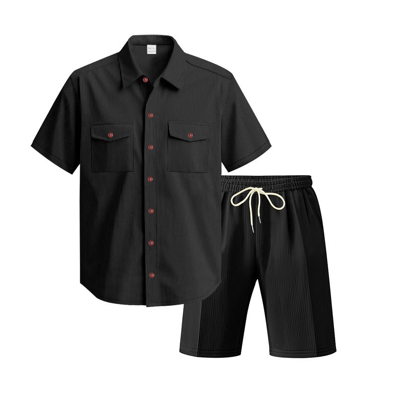 Ensemble décontracté pour hommes avec haut texturé et shorts Chic und Stil