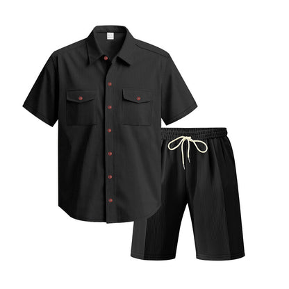 Ensemble décontracté pour hommes avec haut texturé et shorts Chic und Stil