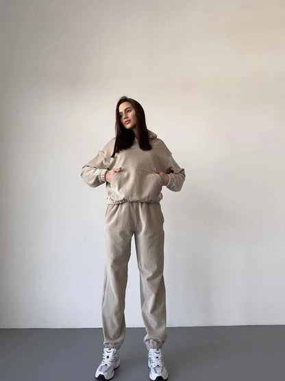 Dames doux ensemble à capuche en cordon avec taille élastique Chic und Stil