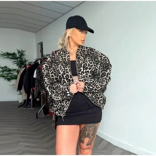 Veste bomber pour femmes à motif léopard à la mode Chic und Stil