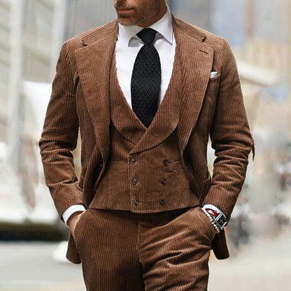 Costume en velours côtelé élégant pour homme avec gilet et revers stylé Chic und Stil