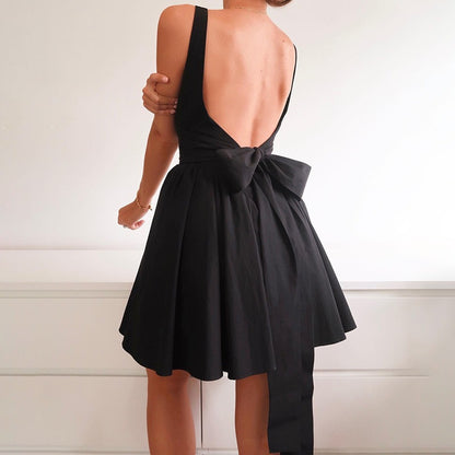 Robe mini A-ligne pour femmes avec décolleté carré et jupe volumineuse Chic und Stil
