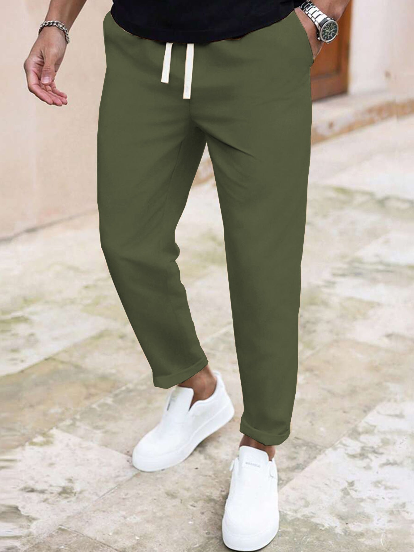 Casual pants for men with elastic waistband and practical pockets Chic and Style