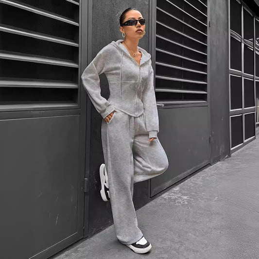 Dames hoodie zippé tendance avec coupe cintrée Chic und Stil