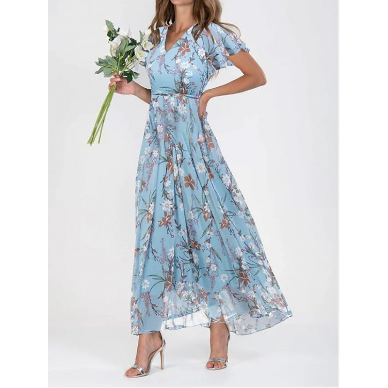 Robe maxi femme avec des détails de volants élégants et un design floral Chic und Stil