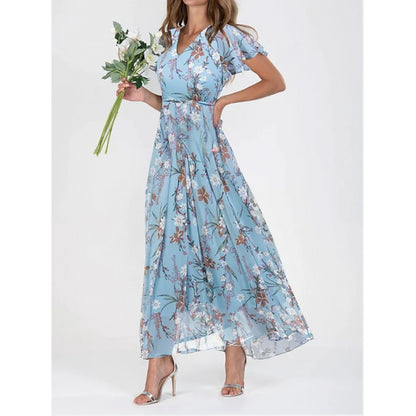 Robe maxi femme avec des détails de volants élégants et un design floral Chic und Stil