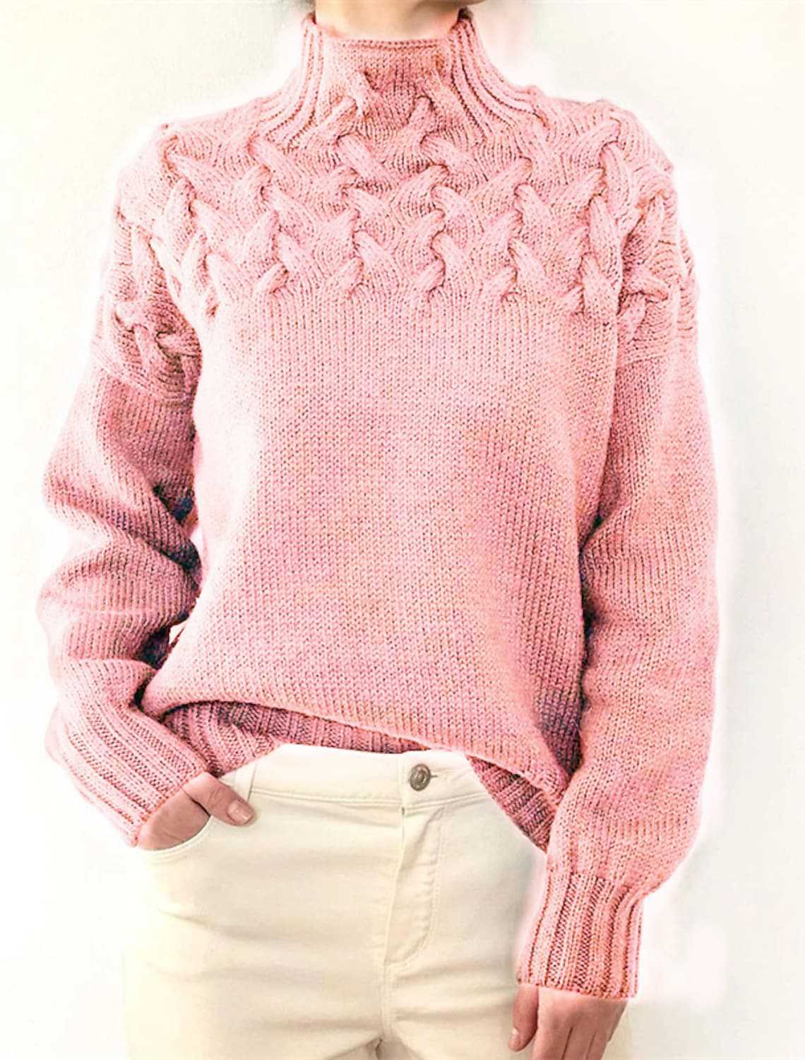Pull-over à col haut pour femmes avec motif en torsades décoratif Chic und Stil
