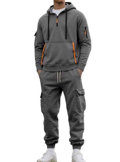 Functional sports set for men with hood and practical pockets Chic and Style