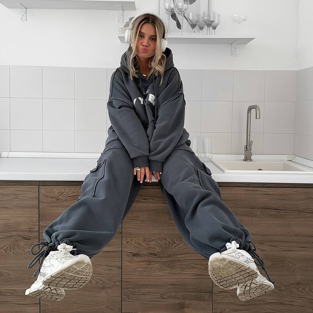 Chic and Style casual hoodie and cargo pants set for women