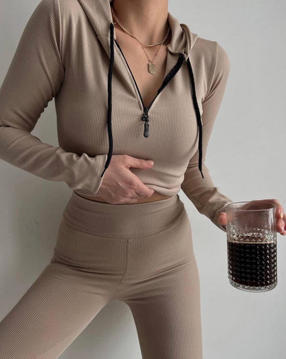 Body de sport féminin à manches longues avec fermeture éclair Chic und Stil
