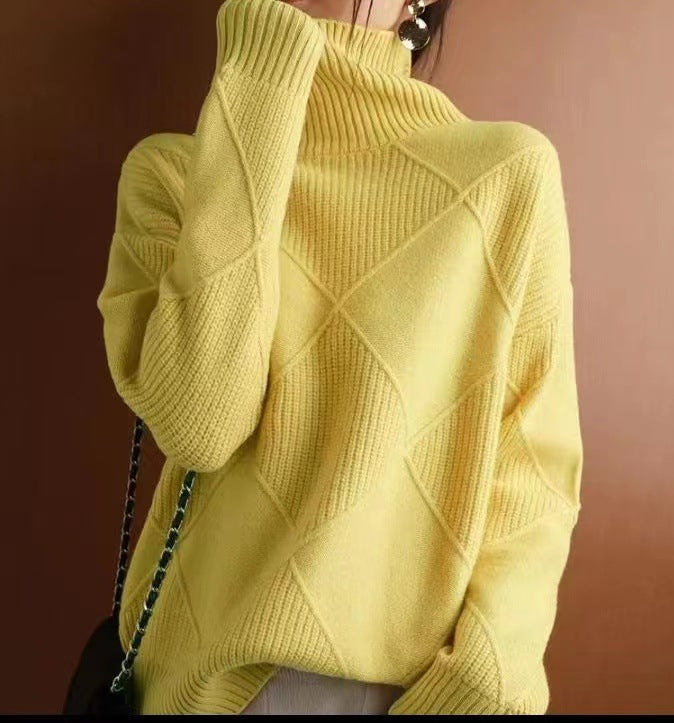 Pull oversized pour femmes avec col montant et design structuré Chic und Stil