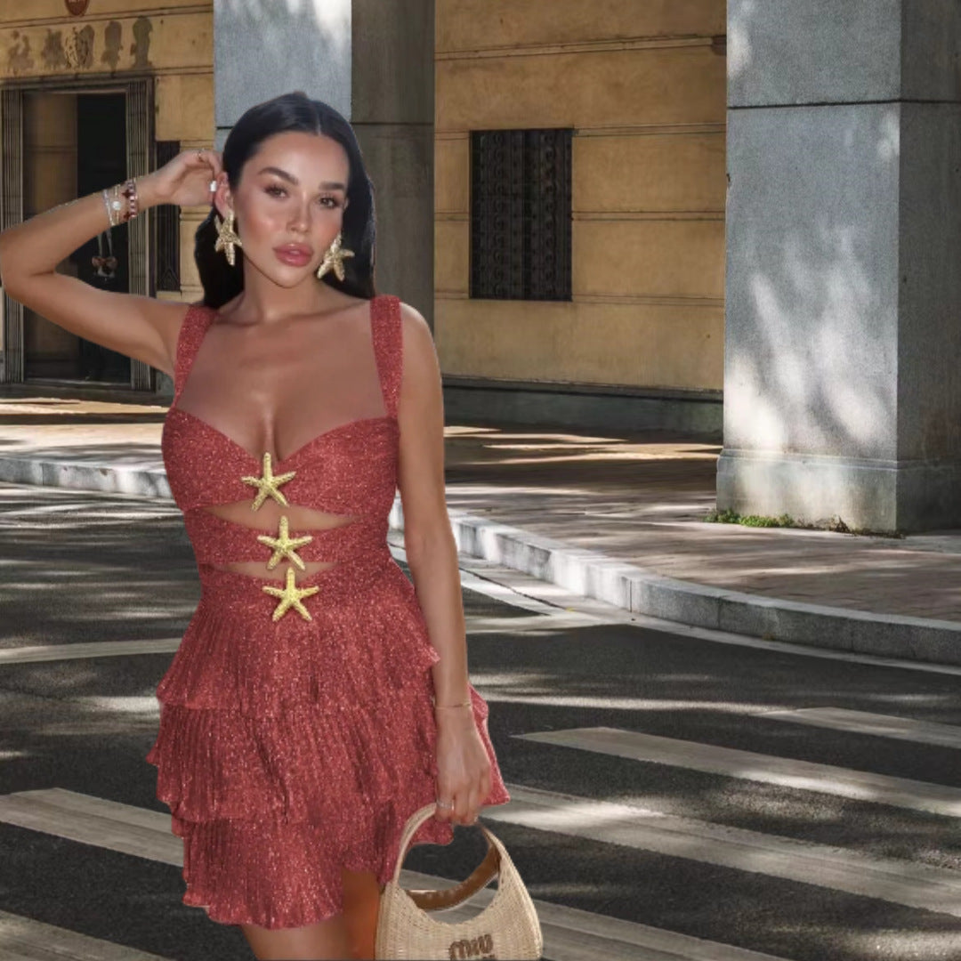 Robe mini femme avec un design volant fluide et des détails découpés raffinés Chic und Stil