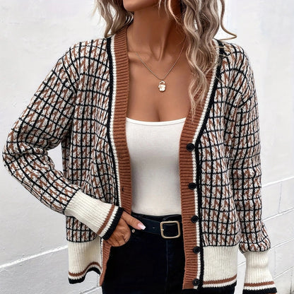 Dames cardigan à la mode avec décolleté en V et motif de mailles structuré Chic und Stil
