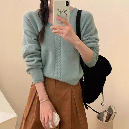 Pull en tricot pour femmes avec décolleté en V et motif torsadé Chic und Stil