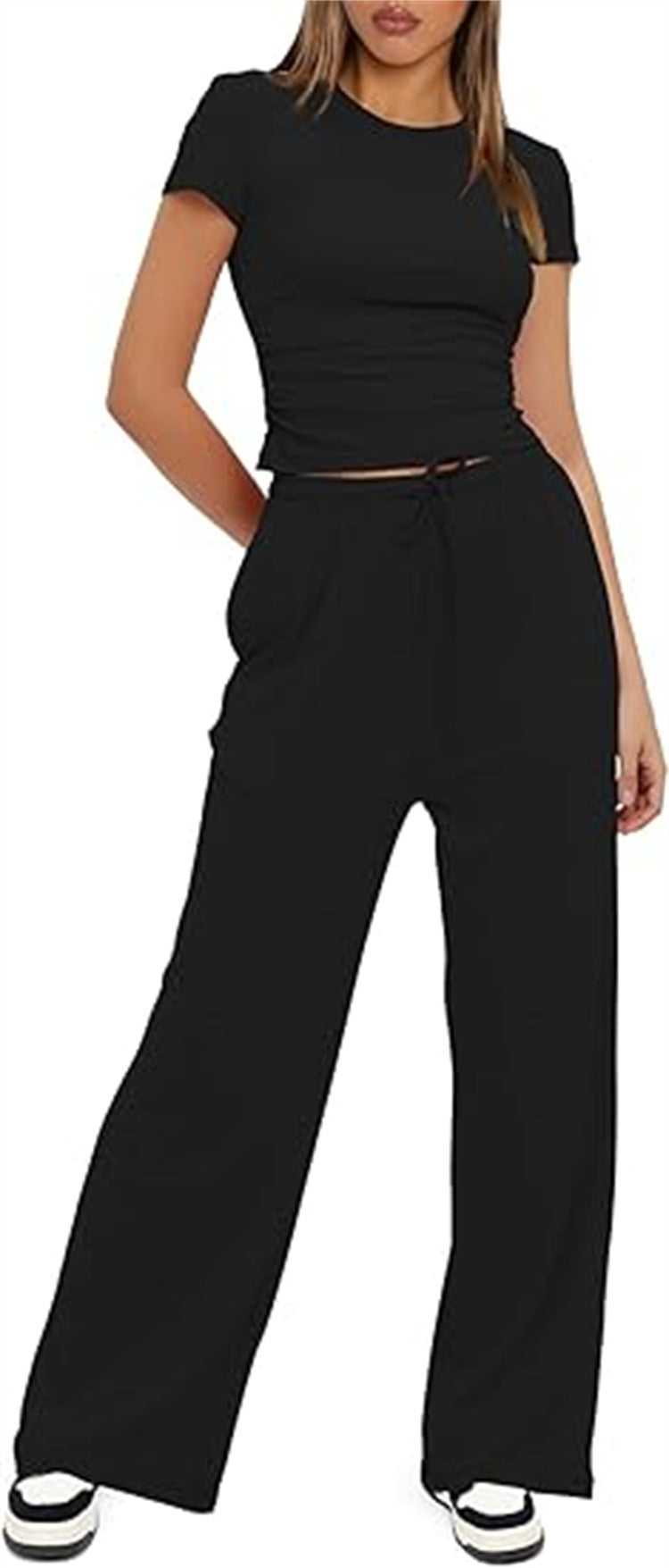 Casual set for women with crop top and wide pants Chic und Stil
