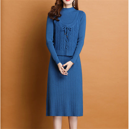 Robe tricot élégante pour femmes avec col haut et design de tresses décoratif Chic und Stil