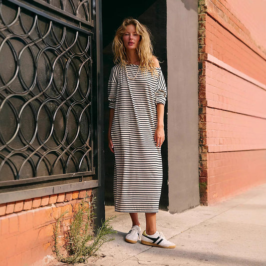 Robe de plage pour femmes avec manches longues et design rayé Chic und Stil