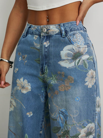 Jeans amples pour femmes avec design floral Chic und Stil