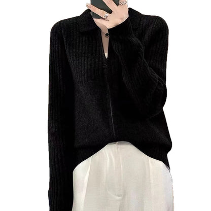 Cardigan tricot confortable pour femmes avec fermeture éclair et patron côtelé fin Chic und Stil
