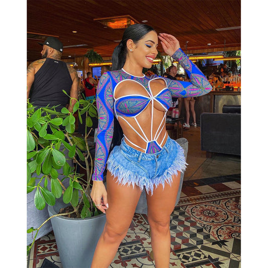 Chic und Stil Women's Cutout Bodysuit and Fringe Shorts Set