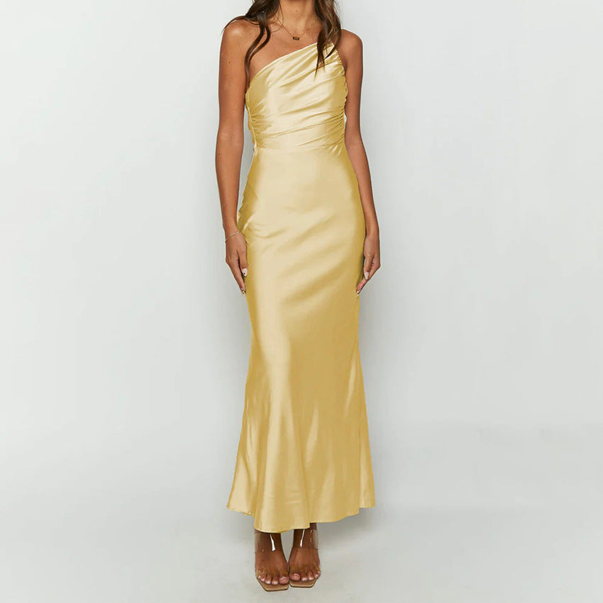 Robe maxi en satin élégante pour femmes avec bretelle asymétrique et détails de volants raffinés Chic und Stil