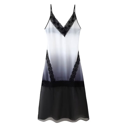 Robe de nuit pour femmes avec des embellissements en dentelle élégante et un dégradé de couleurs Chic und Stil