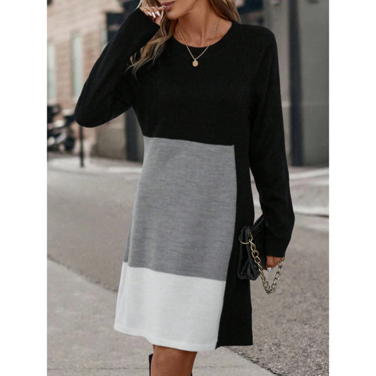 Robe en tricot pour femmes au design moderne en blocs de couleur Chic und Stil