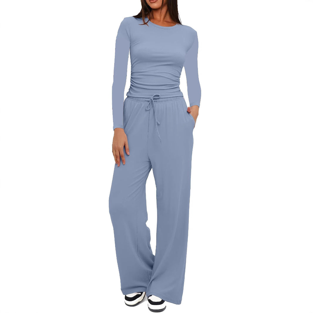 Costume de lounge confortable pour femmes avec un pantalon large Chic und Stil