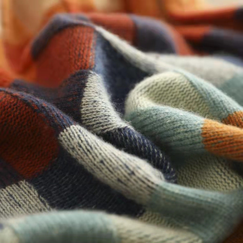 Pull en tricot pour femmes avec un motif à carreaux moderne et un col haut Chic und Stil