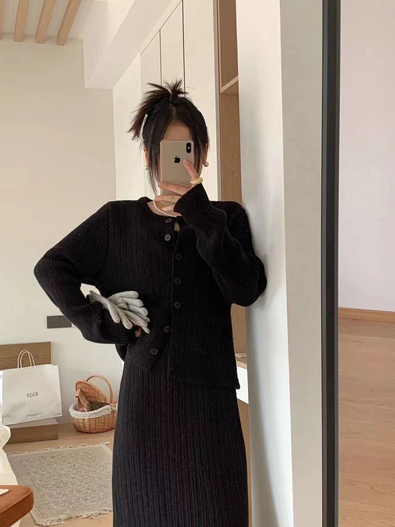 Veste en tricot pour femmes avec maxi robe en design côtelé et ceinture à nouer féminine Chic und Stil
