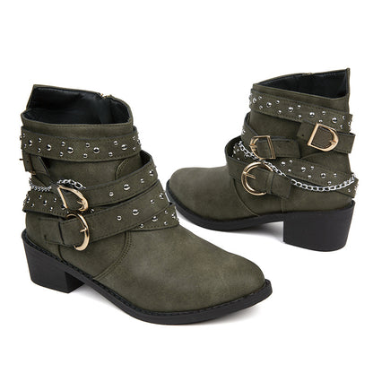Bottines pour femmes avec des boucles tendance et des clous décoratifs Chic und Stil