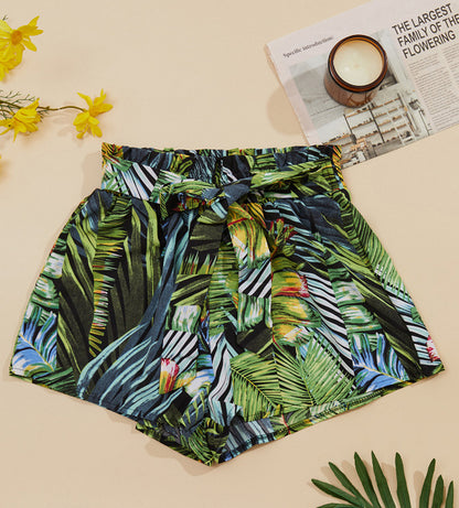 Shorts pour femmes avec motif floral et taille élastique Chic und Stil