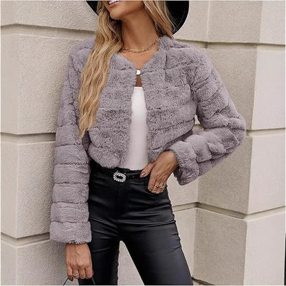 Fleece jacket with leopard print model for ladies Chic and Style