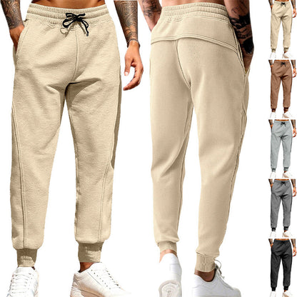 Casual sports pants for men with elastic waistband and practical side pockets Chic and Style