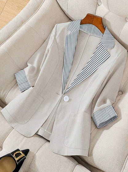 Blazer en lin élégant pour femmes avec une coupe extra large et des détails modernes Chic und Stil