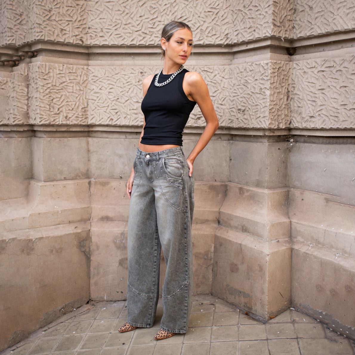 Ladies loose denim pants with jewelry details Chic and Style