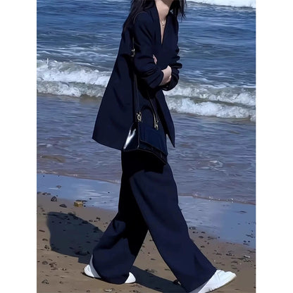 Costume ajusté double boutonnage pour femmes Chic und Stil