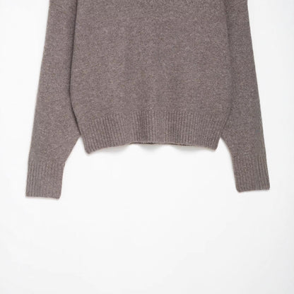 Pull femme avec décolleté en V et tricot fin Chic und Stil