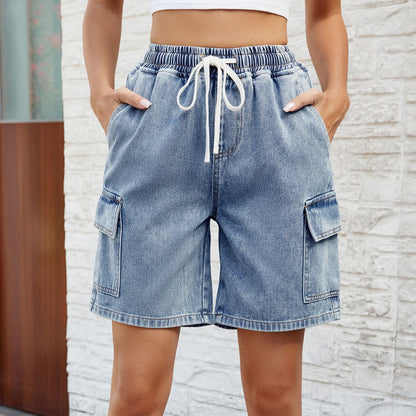 Women's cargo shorts with elastic waistband and practical side pockets Chic und Stil