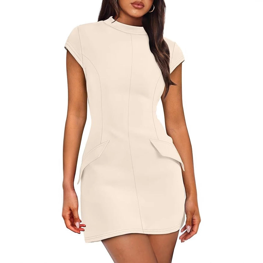 Robe ajustée pour femmes avec manches courtes et poches pratiques Chic und Stil