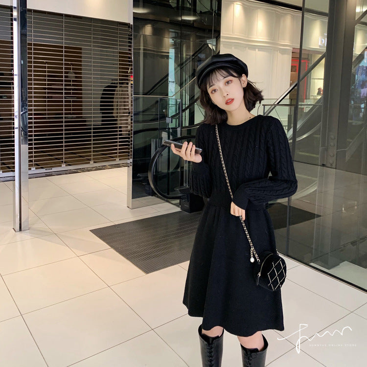 Robe en tricot pour femmes avec une coupe cintrée et des structures ribbed classiques Chic und Stil