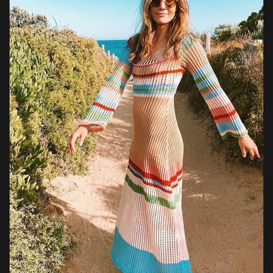 Robe maxi pour femmes en structure en maille légère avec motif rayé tendance Chic und Stil