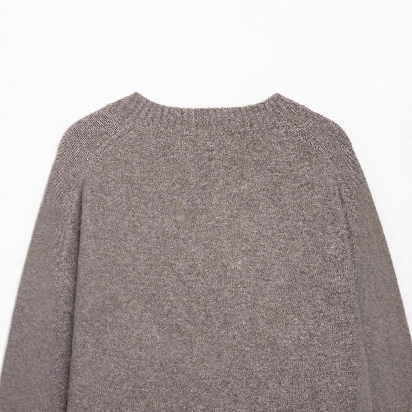 Pull femme avec décolleté en V et tricot fin Chic und Stil