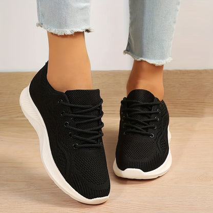 Baskets de sport pour femmes avec matériau supérieur respirant et semelle extérieure antidérapante Chic und Stil