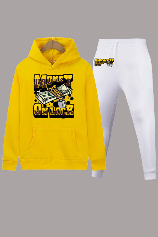 Women's hoodie and jogging pants set with catchy graphic pattern Chic and Style