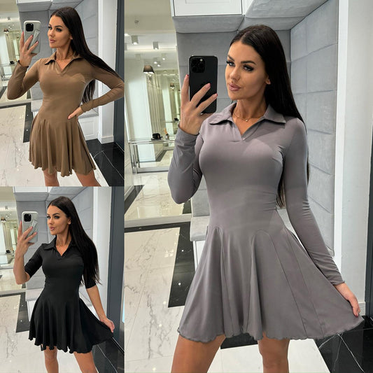 Robe A-ligne pour femmes avec col polo et jupe évasée Chic und Stil