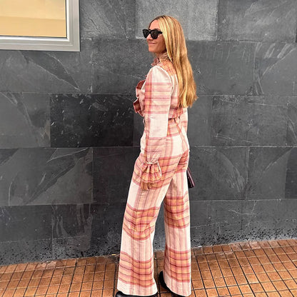 Combinaison à carreaux pour femmes avec ceinture et volants Chic und Stil