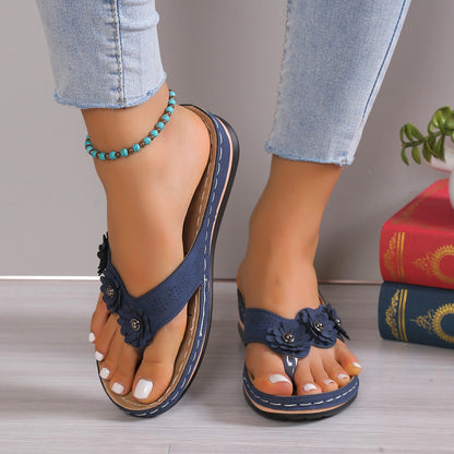 Sandales à talons ouverts pour femmes Chic und Stil décorées de fleurs